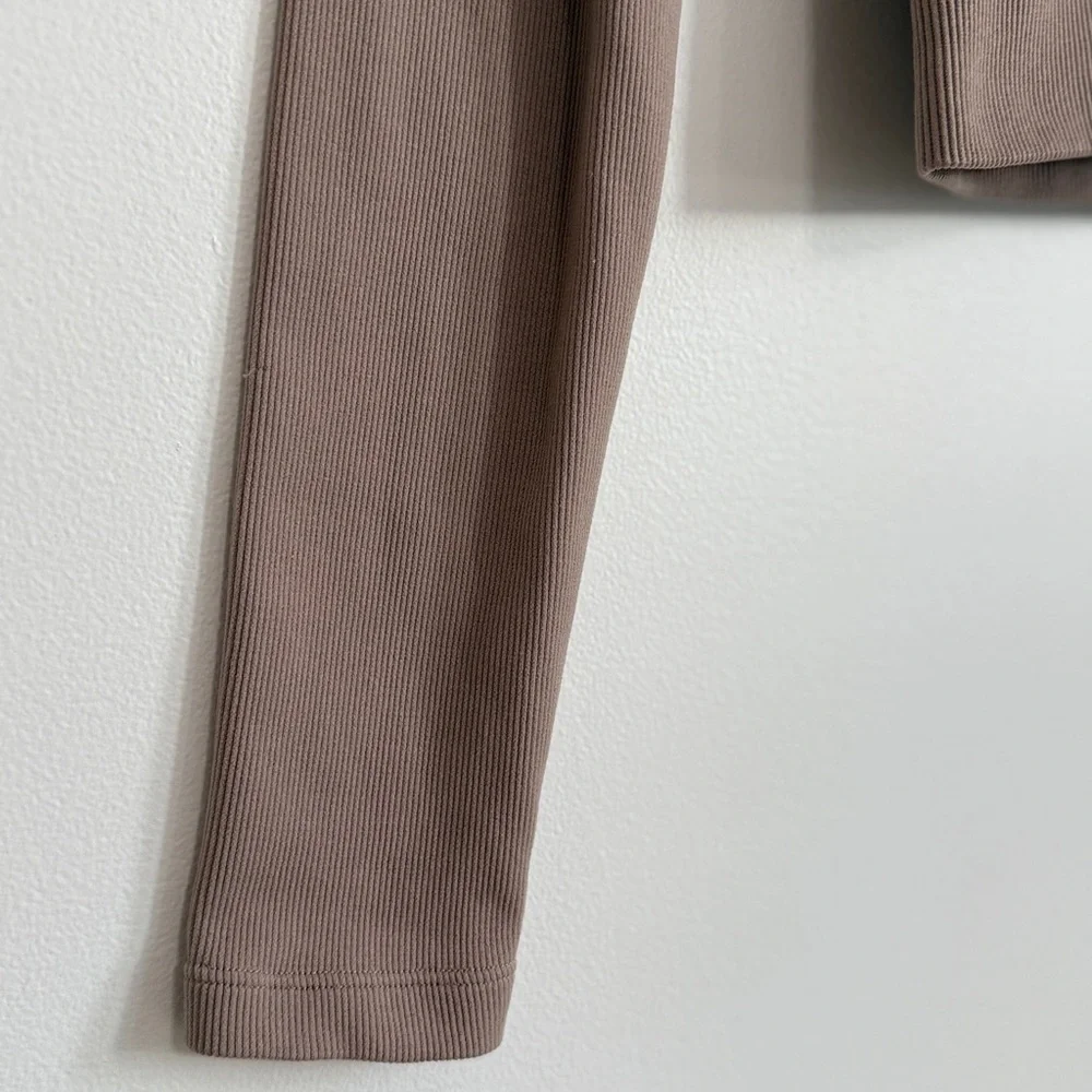 Dynamite Taupe Long Sleeve Ribbed Crop Top - Picture 3 of 8